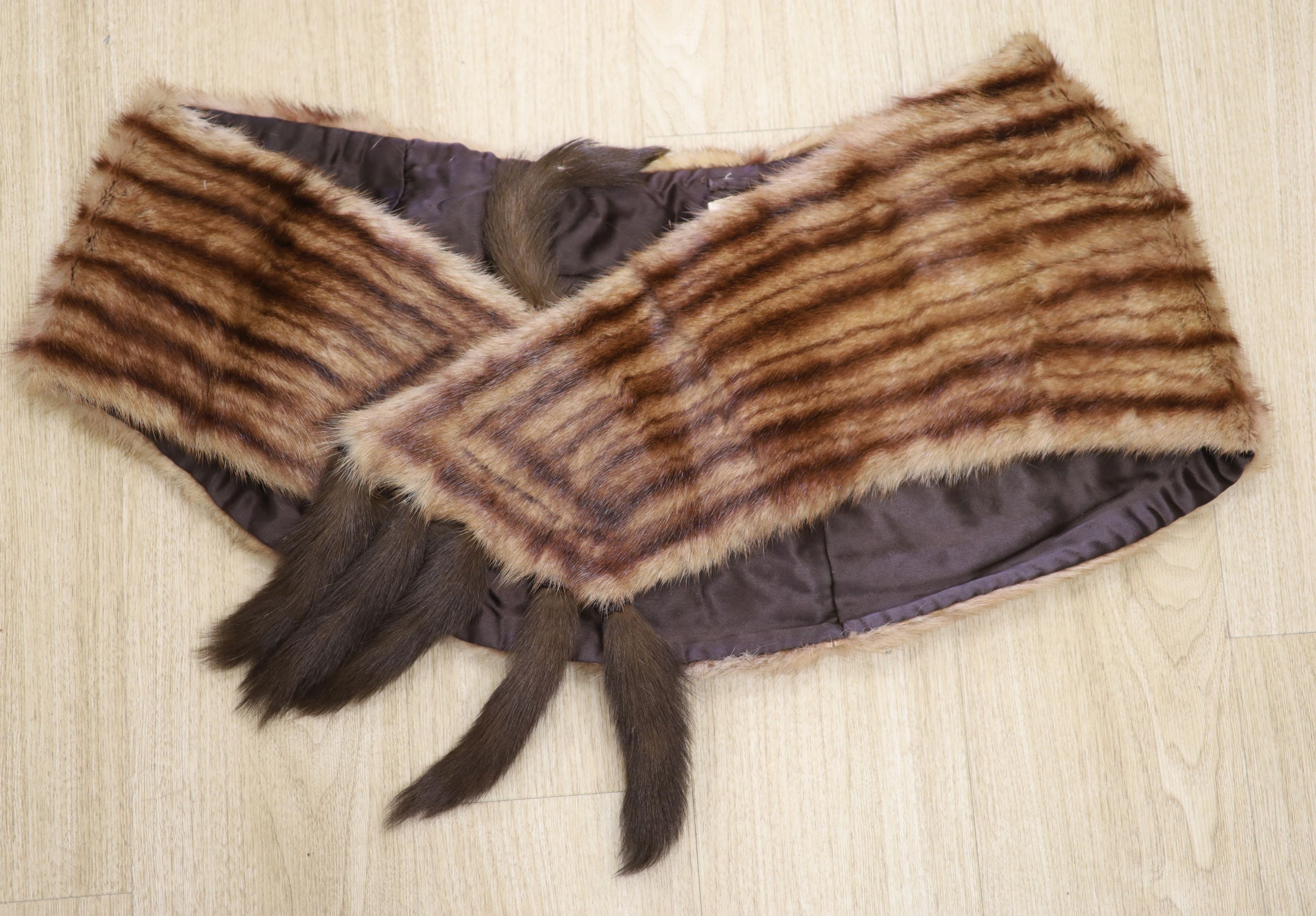 A quantity of fur stoles
